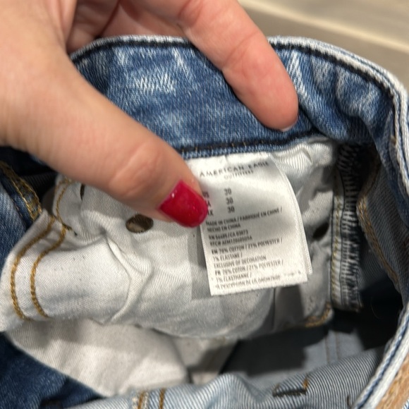 🏁 American eagle Bermuda Distressed Denim Shorts size 30 - Picture 7 of 7
